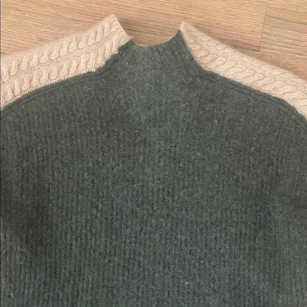 Seaspun Cashmere Sweater by Vineyard Vines | small - Picture 2 of 7